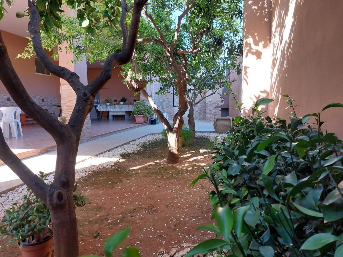 Aparthotel Casa Con Giardino Giacalone à Mazara del Vallo Extérieur photo